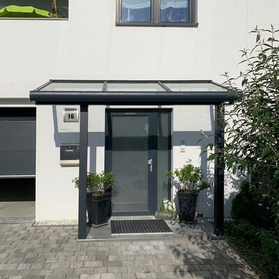 Minderen Eingangsüberdachung
